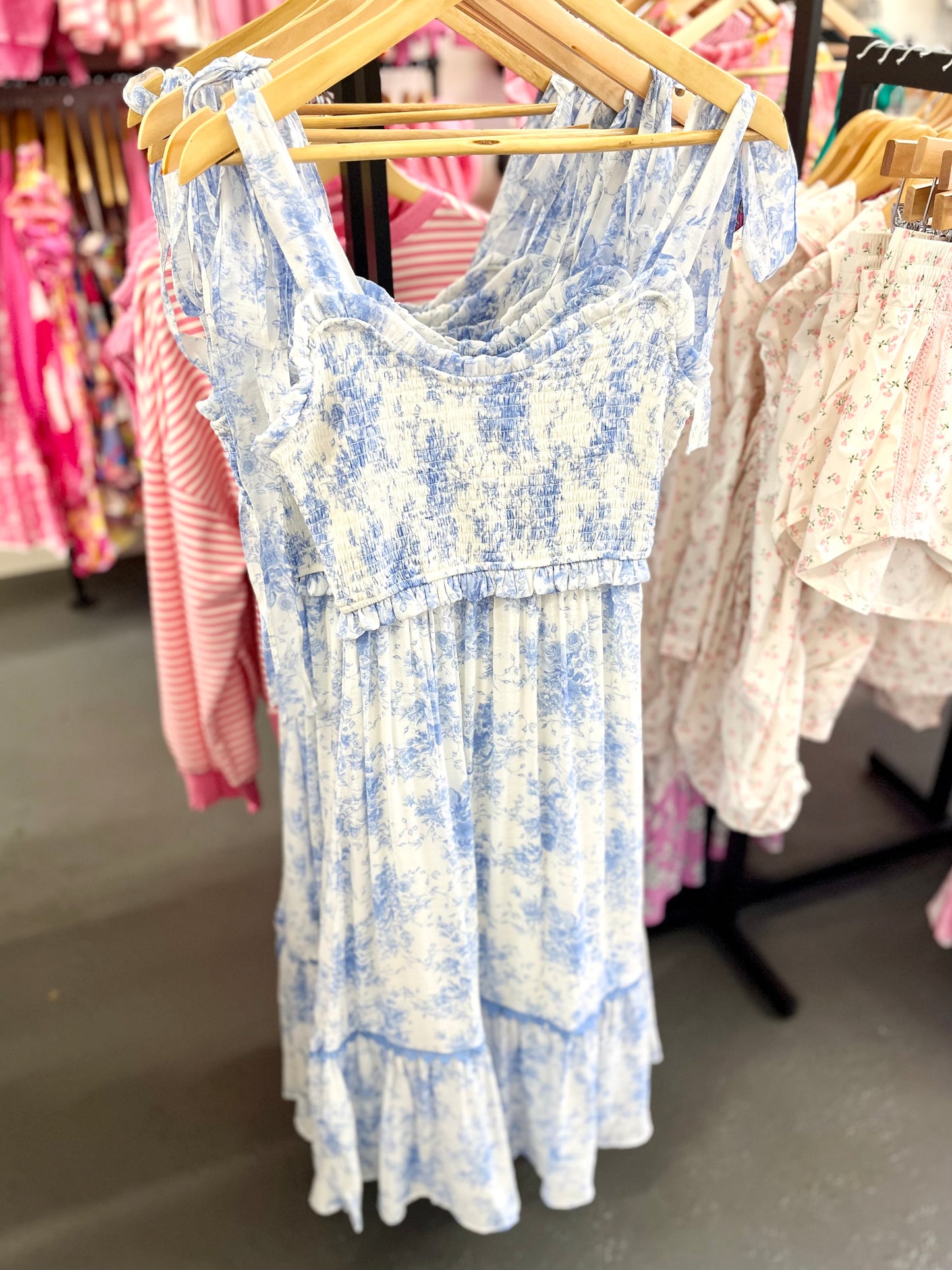 Floral Sweetheart Midi Dress