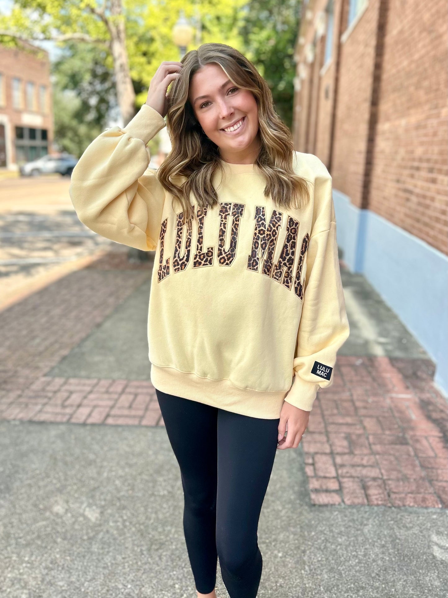 Lulu Mac Sweatshirt- Butter