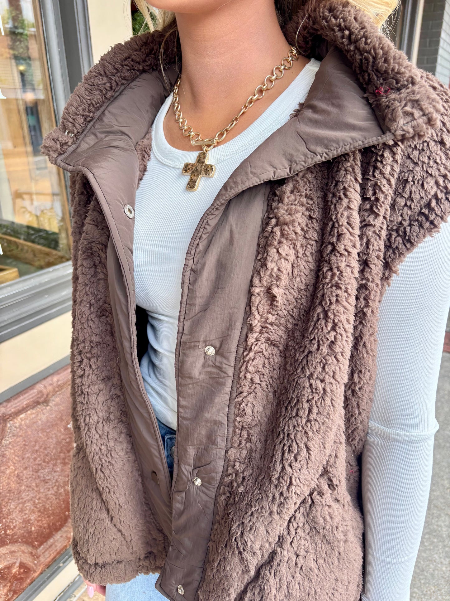 Sherpa Vest- Coco