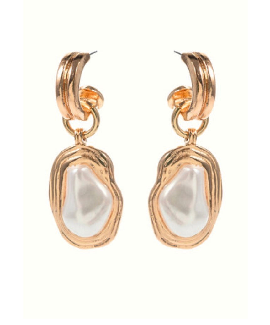Chunky Baroque Pearl Dangle Earrings