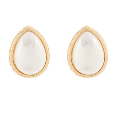Teardrop Pearl Earrings