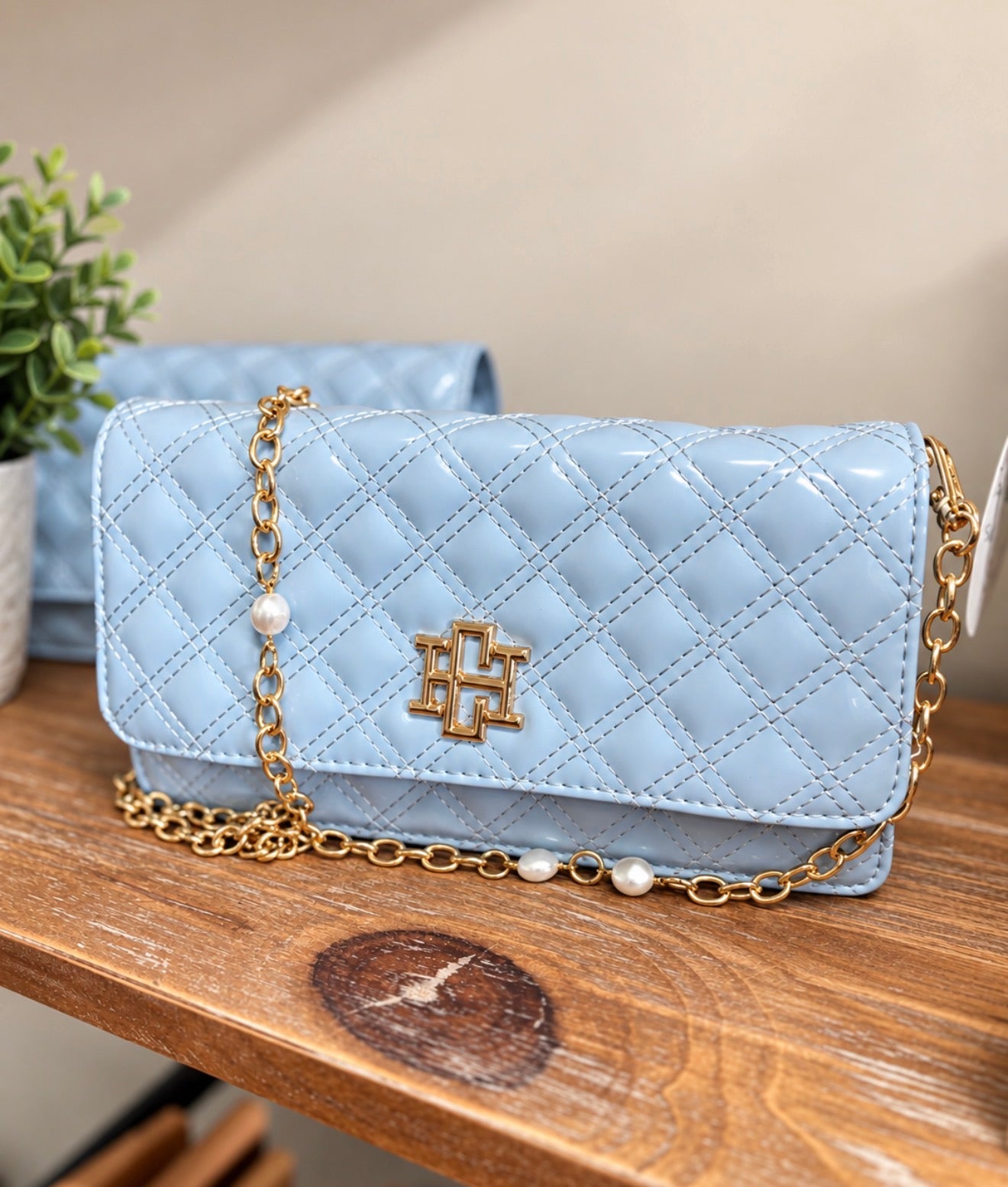 Brynleigh Clutch Crossbody- Baby Blue