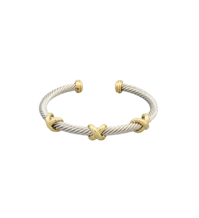 Classic Cable Crossover Cuff