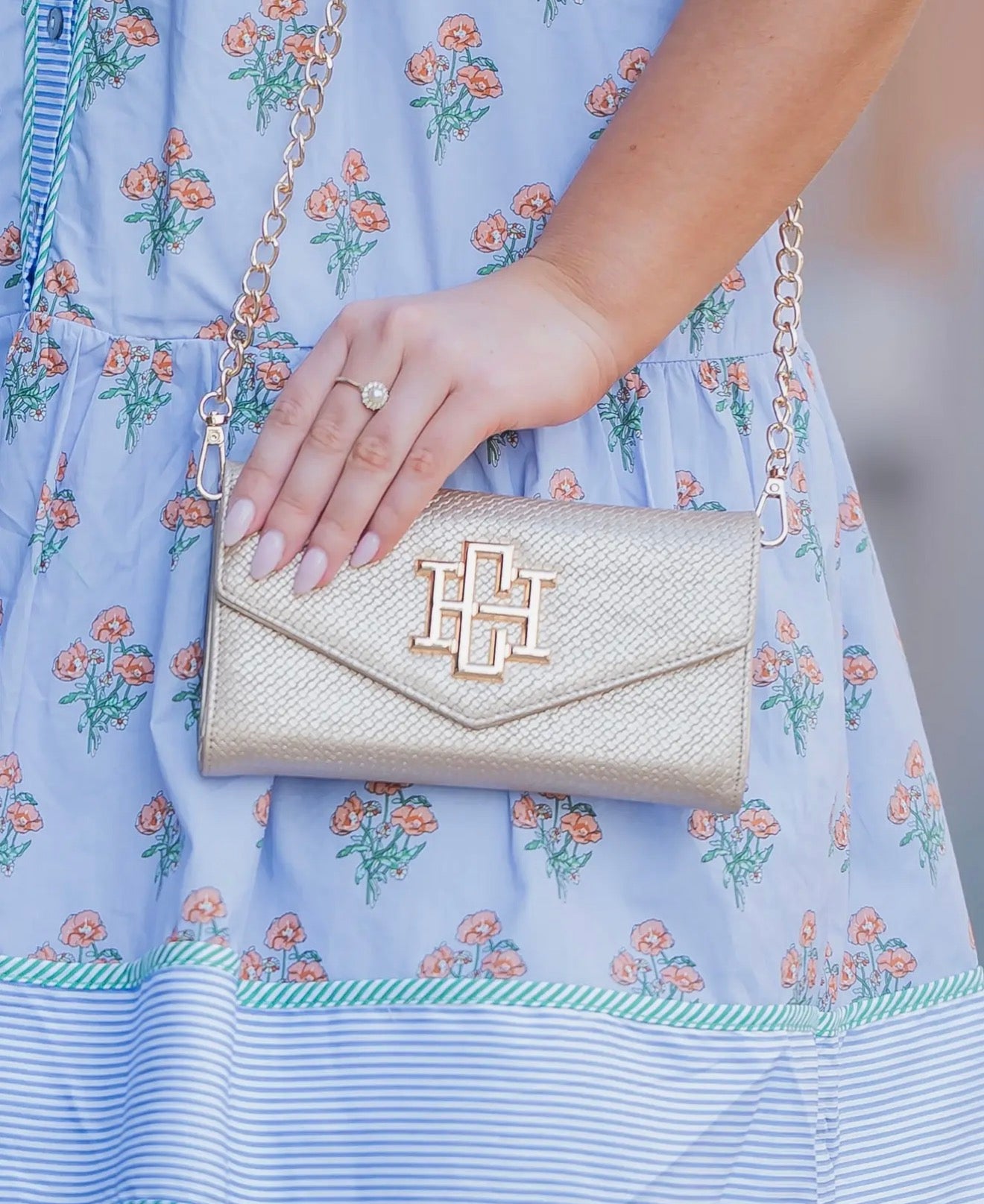Carlington Crossbody- Woven Gold