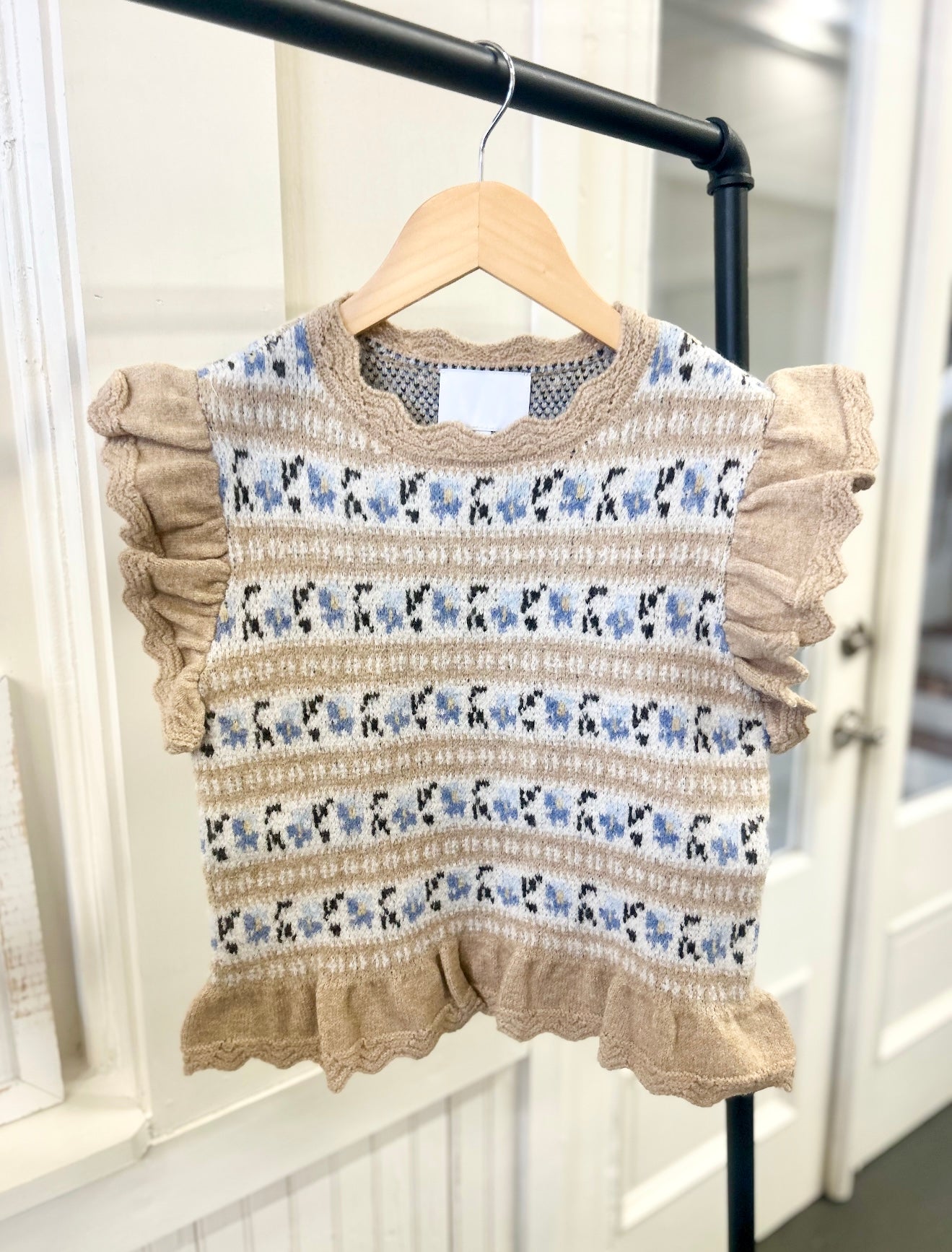 Daisy Darling Top- Taupe