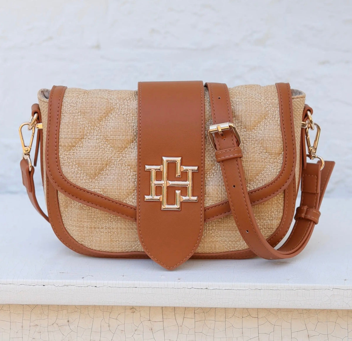 Griffin Crossbody- Natural Saddle